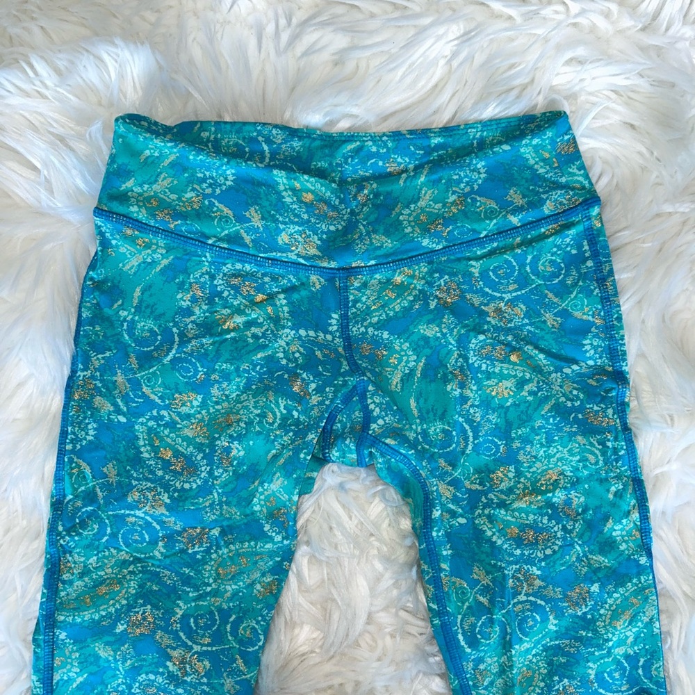 BODY ROCK Turquoise Blue Gold Paisley Crop Capri Leggings $85